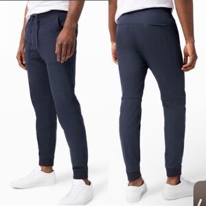 Lululemon ABC Men's Navy Jogger Pants medium